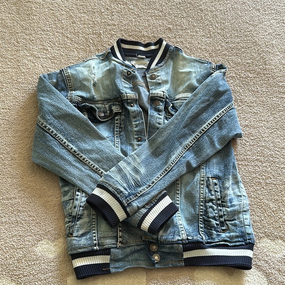 Jean Jacket - Picture 2 of 3